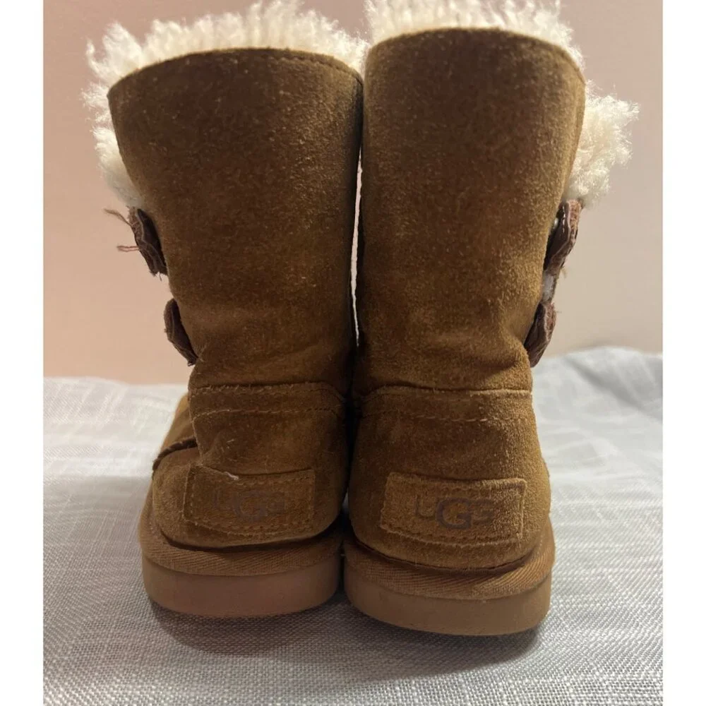 Ugg Australia Girls Boots Sherpa Lined Size 1 Tan Brown Side Button Detail